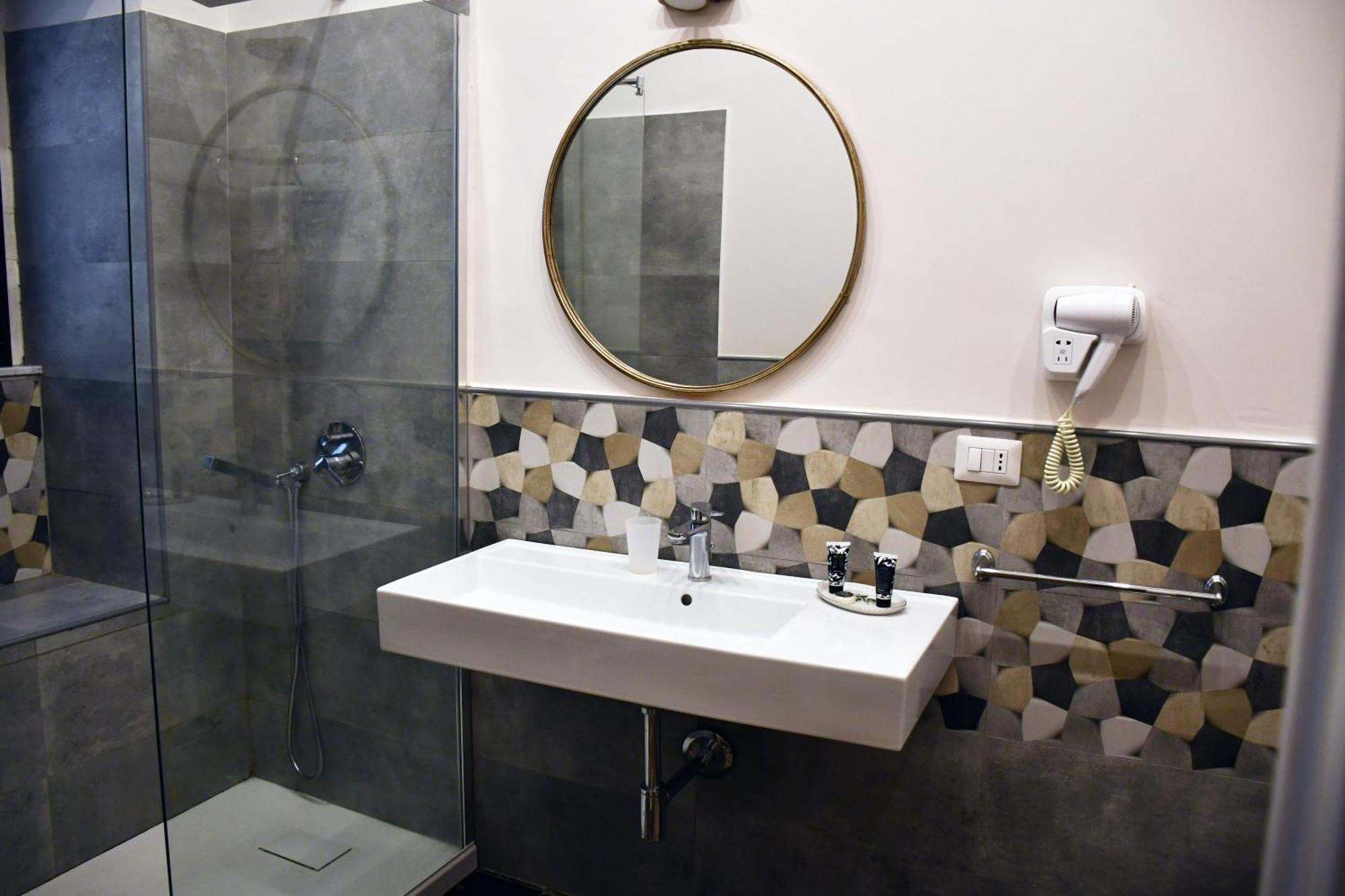 Bed & Breakfast Romeo Luxury *